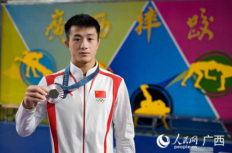 廣西摔跤運(yùn)動(dòng)員曹利國(guó)。人民網(wǎng) 雷琦竣攝