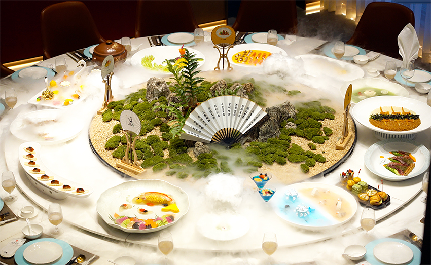 大觀樓長(zhǎng)聯(lián)宴。