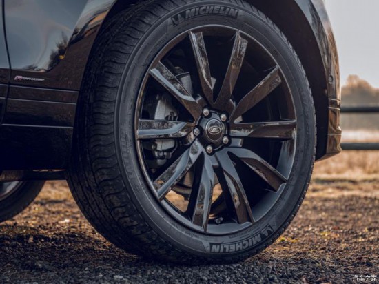 路虎(進(jìn)口) 攬勝星脈 2020款 R-Dynamic Black